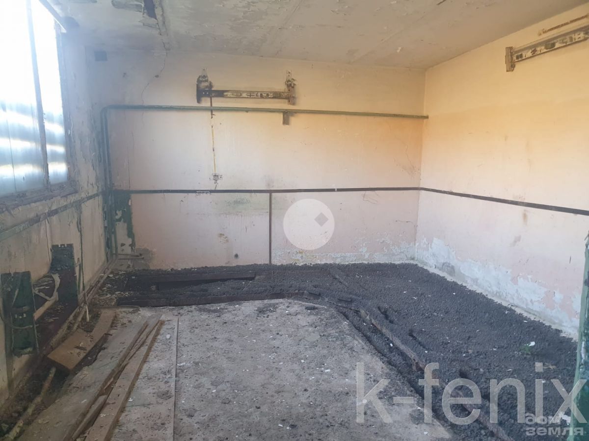производственное помещение 489 метров, участок 108 сот
